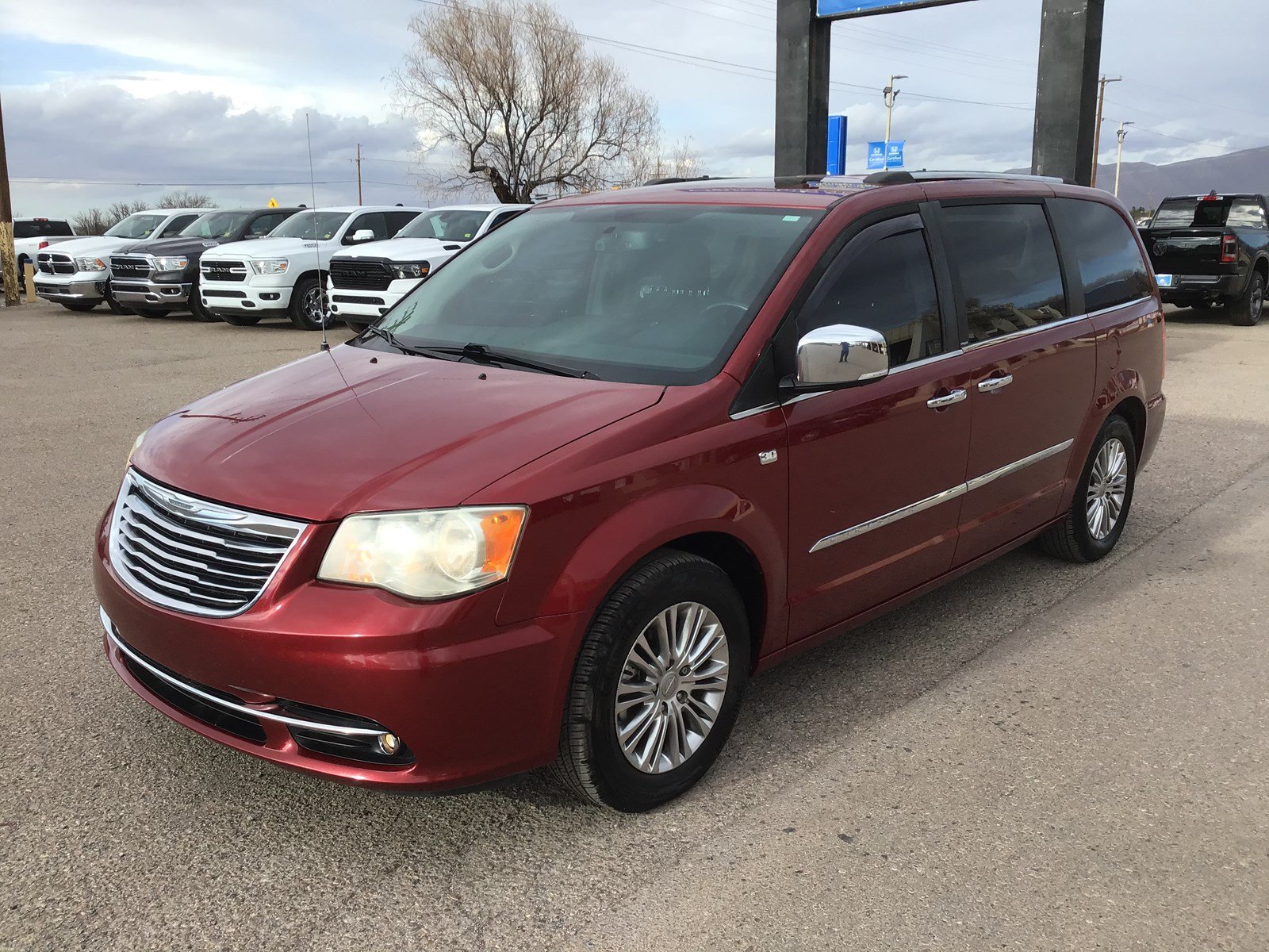 Pre-Owned 2014 Chrysler Town & Country Touring-L 30th Anniversary Mini ...